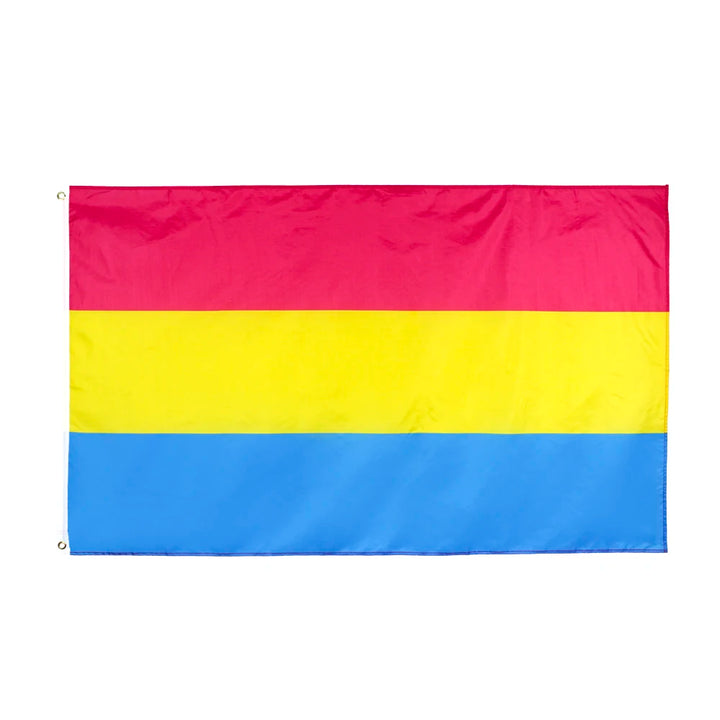 Diese Pansexuellen-Flagge mit den Farben Pink, Gelb und Blau symbolisiert Anziehung zu Frauen, nicht-binaeren Personen und Maennern. Sie ist ideal zur Unterstuetzung der pansexuellen Community und als persoenliches Statement.