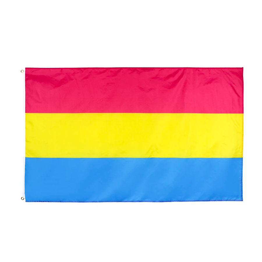 Diese Pansexuellen-Flagge mit den Farben Pink, Gelb und Blau symbolisiert Anziehung zu Frauen, nicht-binaeren Personen und Maennern. Sie ist ideal zur Unterstuetzung der pansexuellen Community und als persoenliches Statement.