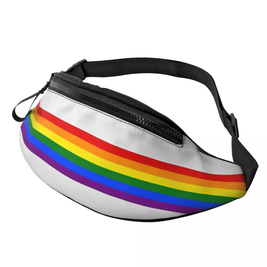 Diese Bauchtasche Funktionalitaet vereint mit einem Statement: Das Design in den Farben der Regenbogenflagge steht fuer Vielfalt, Stolz und Solidaritaet, ideal für LGBTQ+-Events wie die Zuerich Pride. Mit einem verstellbaren schwarzen Gurt passt sie bequem um die Huefte oder ueber die Schulter. Die Tasche bietet ausreichend Platz fuer persoenliche Gegenstaende, verfuegt ueber einen sicheren Reißverschluss und ist aus robustem Material gefertigt, das sich für Alltag und Veranstaltungen gleichermaßen eignet. 